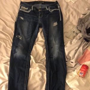 Maurice’s Premiums jeans with ripping, paint, thread & rhinestone decor size 18